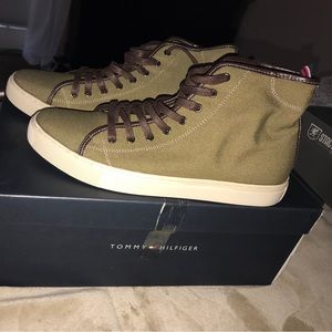 Tommy Hilfiger Green Sneakers